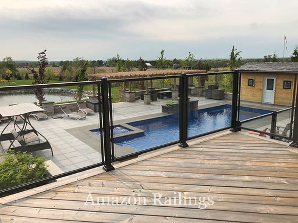 Make the Most Of Your Outdoor View With Our Glass Railings