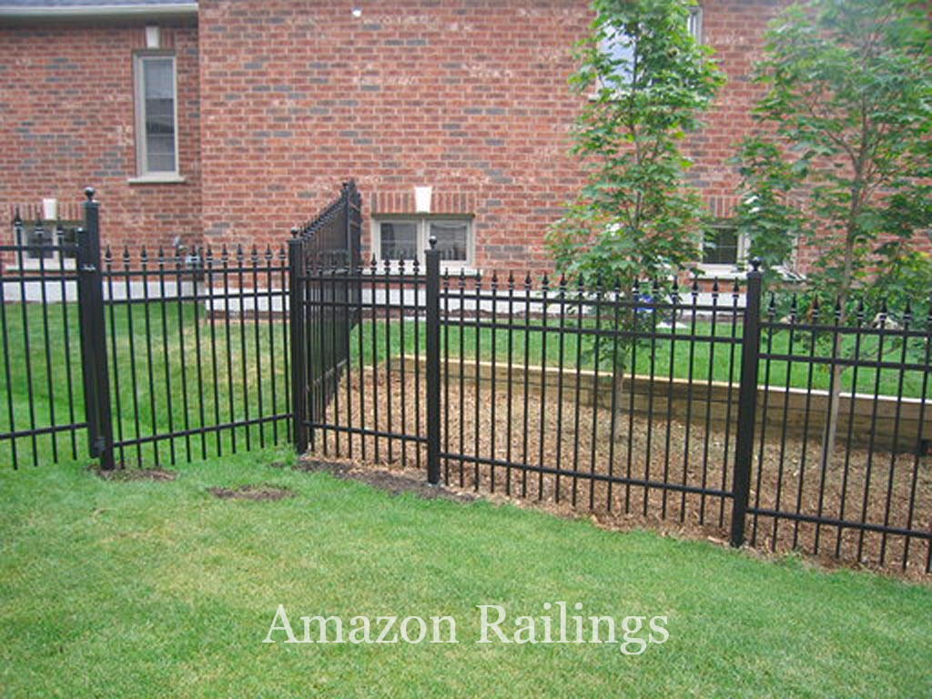 Gate Fence Panel in All Sizes for Residential Properties