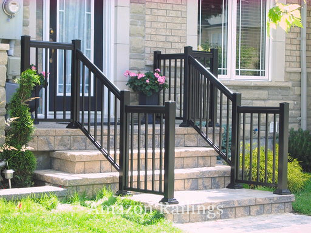 We Offer Low-Maintenance Picket Railing For Your Home