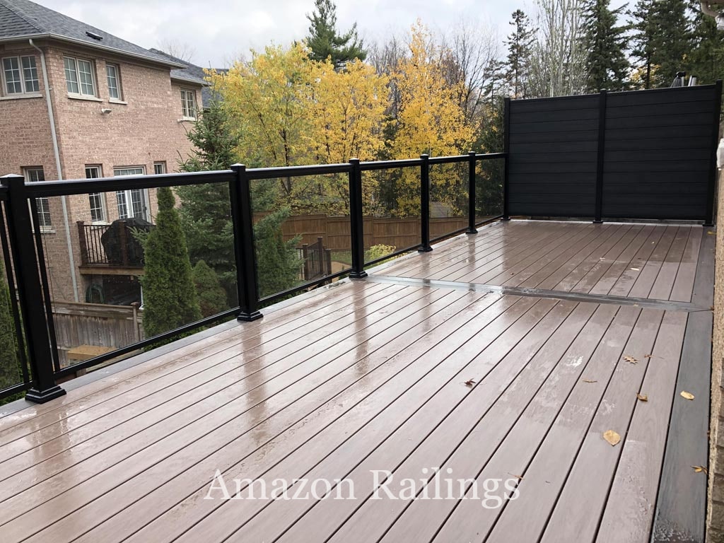 Things to Consider When Buying Outdoor Glass Railings