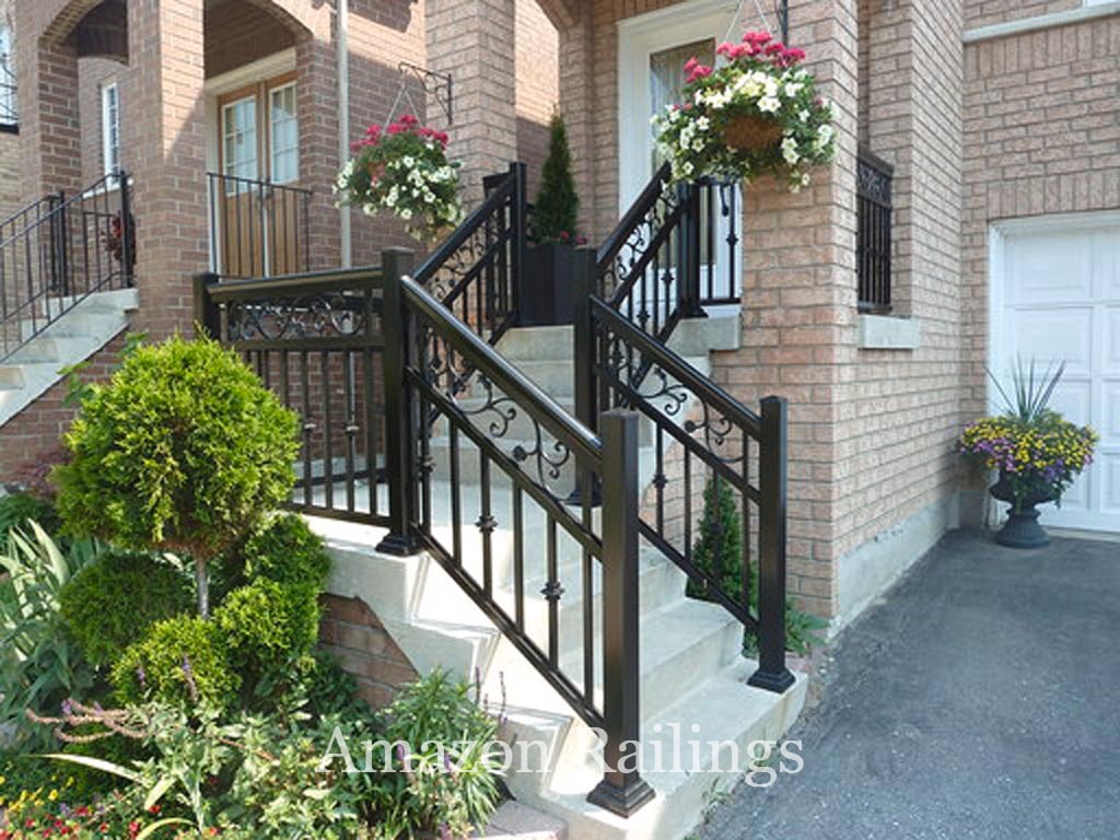What are the Benefits of Installing Picket Railings?