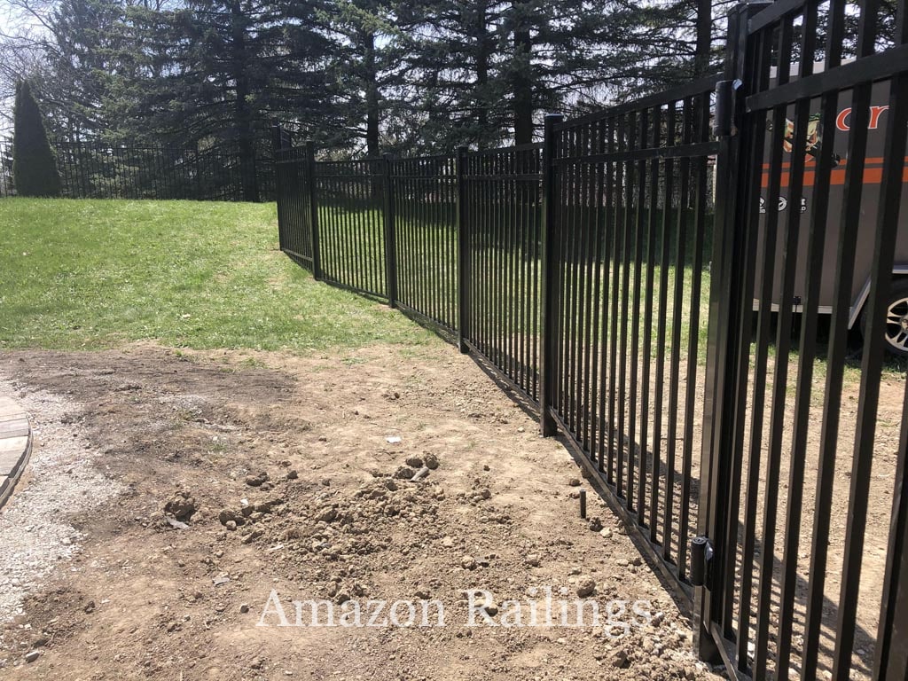 How to Take Care of Aluminum Picket Fences