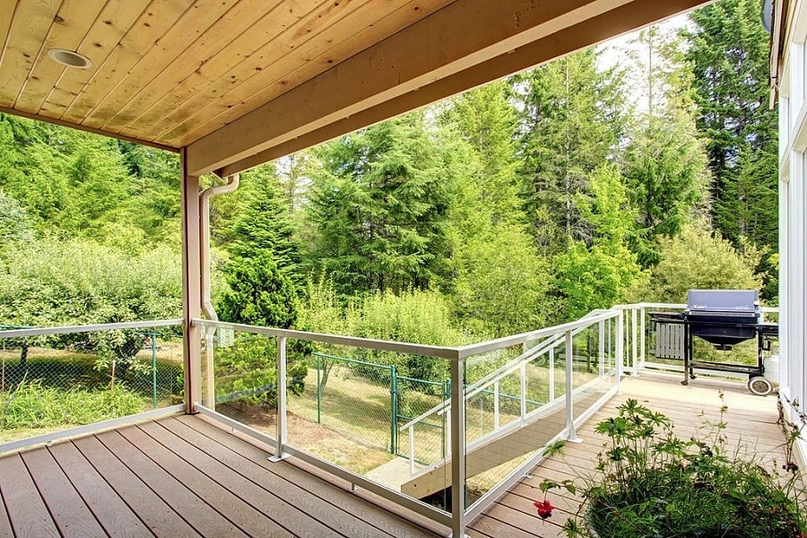 Pros & Cons of Glass Deck Railings in Toronto Amazon Railings