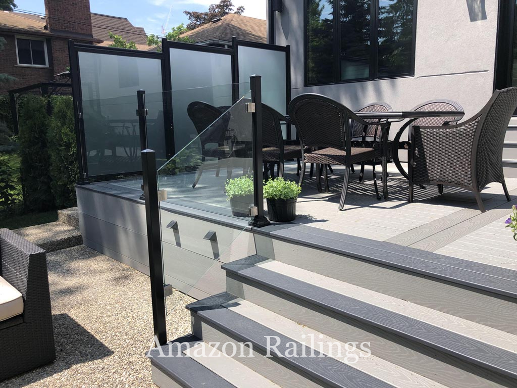 A Complete Guide To Choose the Ideal Glass Stair Railing
